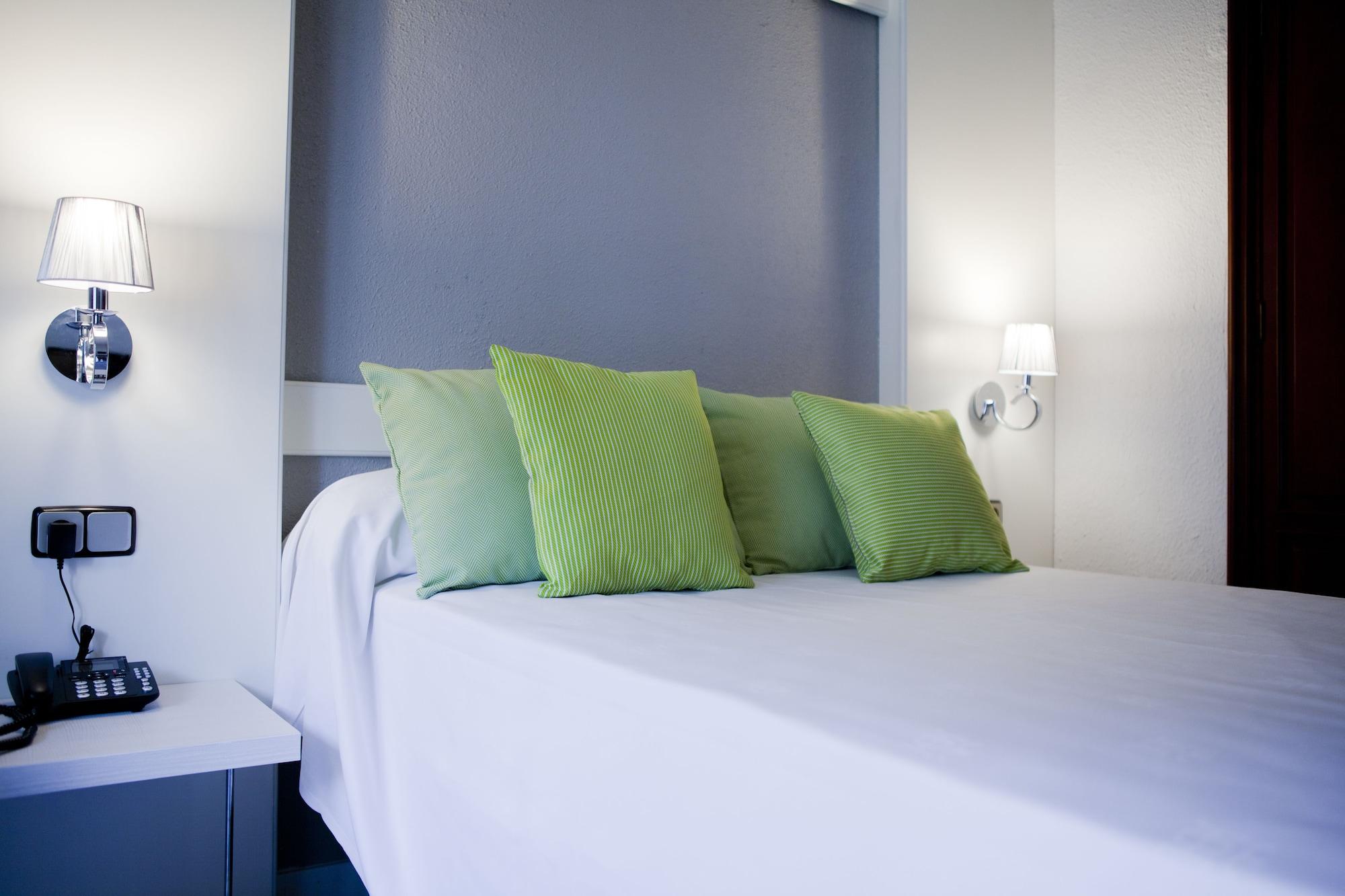 Mir Octavio Hotell Algeciras Exteriör bild