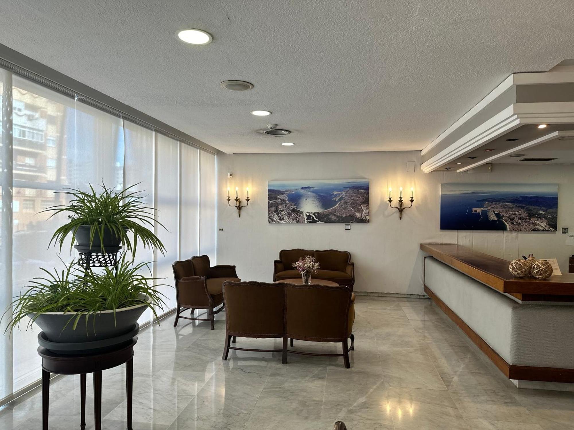 Mir Octavio Hotell Algeciras Exteriör bild