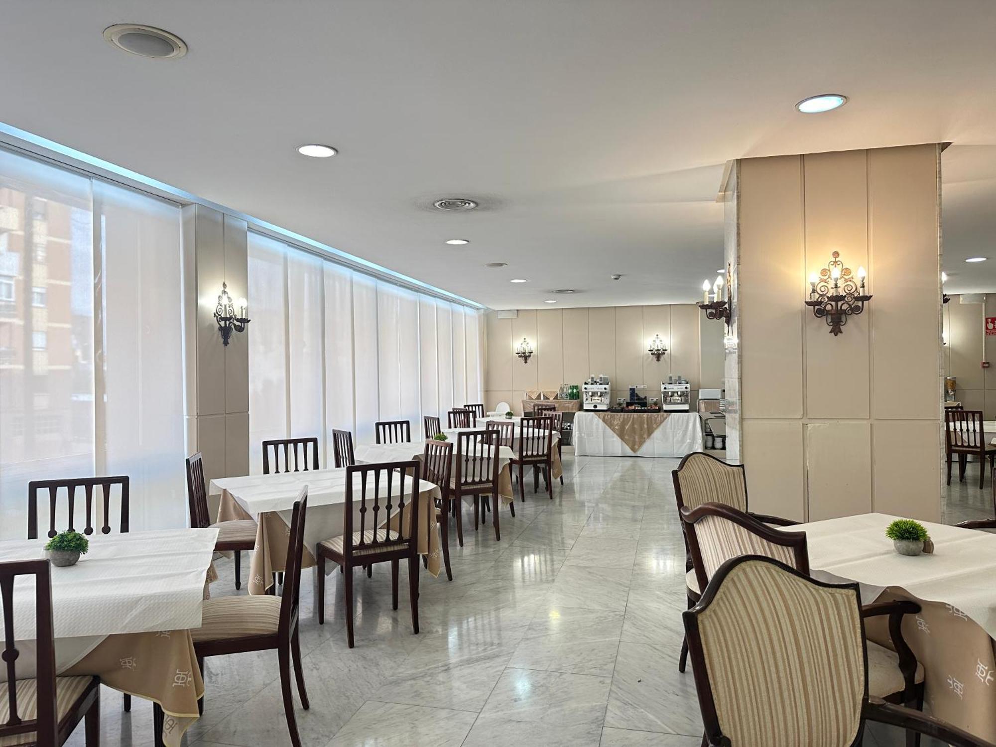 Mir Octavio Hotell Algeciras Exteriör bild