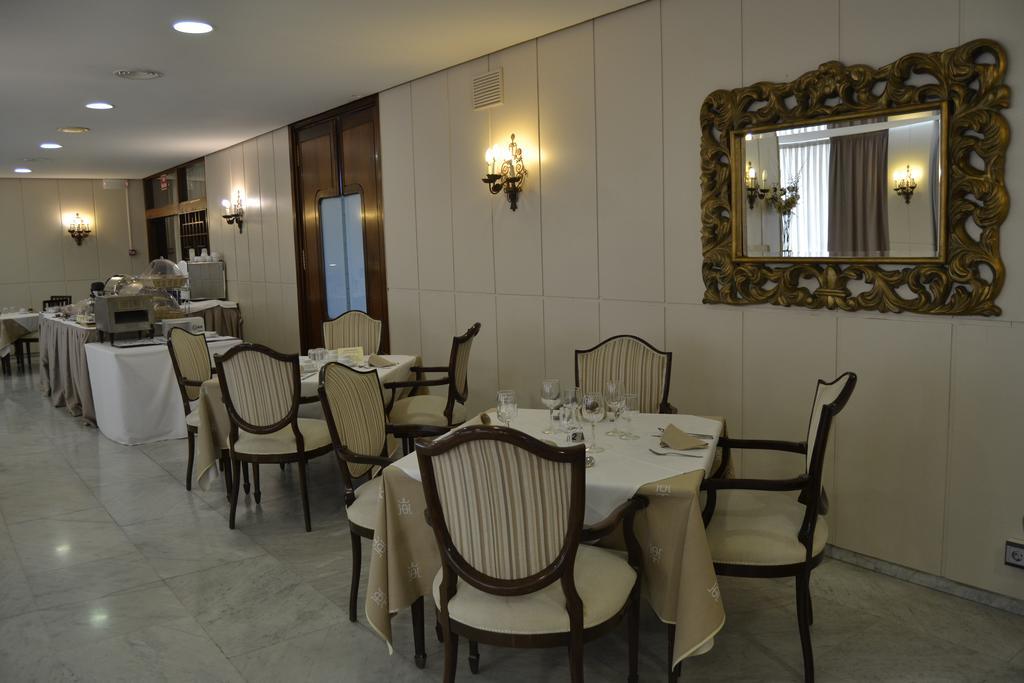Mir Octavio Hotell Algeciras Exteriör bild